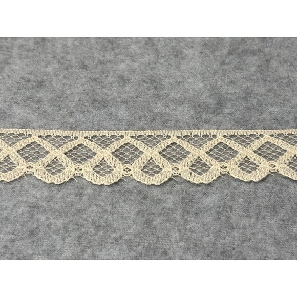 Vintage Beige Lace Trim 2 yards + 24" Scalloped Edge Sewing Crafting Embellishme - Picture 1 of 5